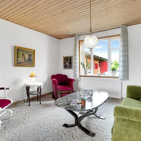 펜션 3 Bedroom Stunning In