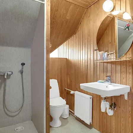 3 Bedroom Stunning In *